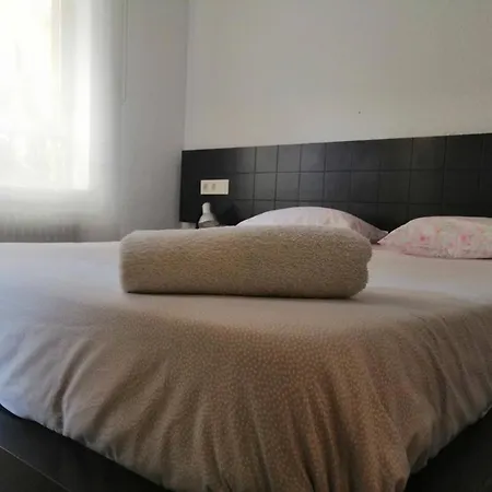 Piso De 3 Con Salon En El Centro De Apartment *