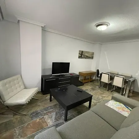 Apartment Piso De 3 Con Salon En El Centro De *